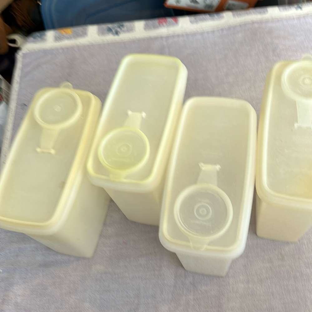 4 Vintage Tupperware
